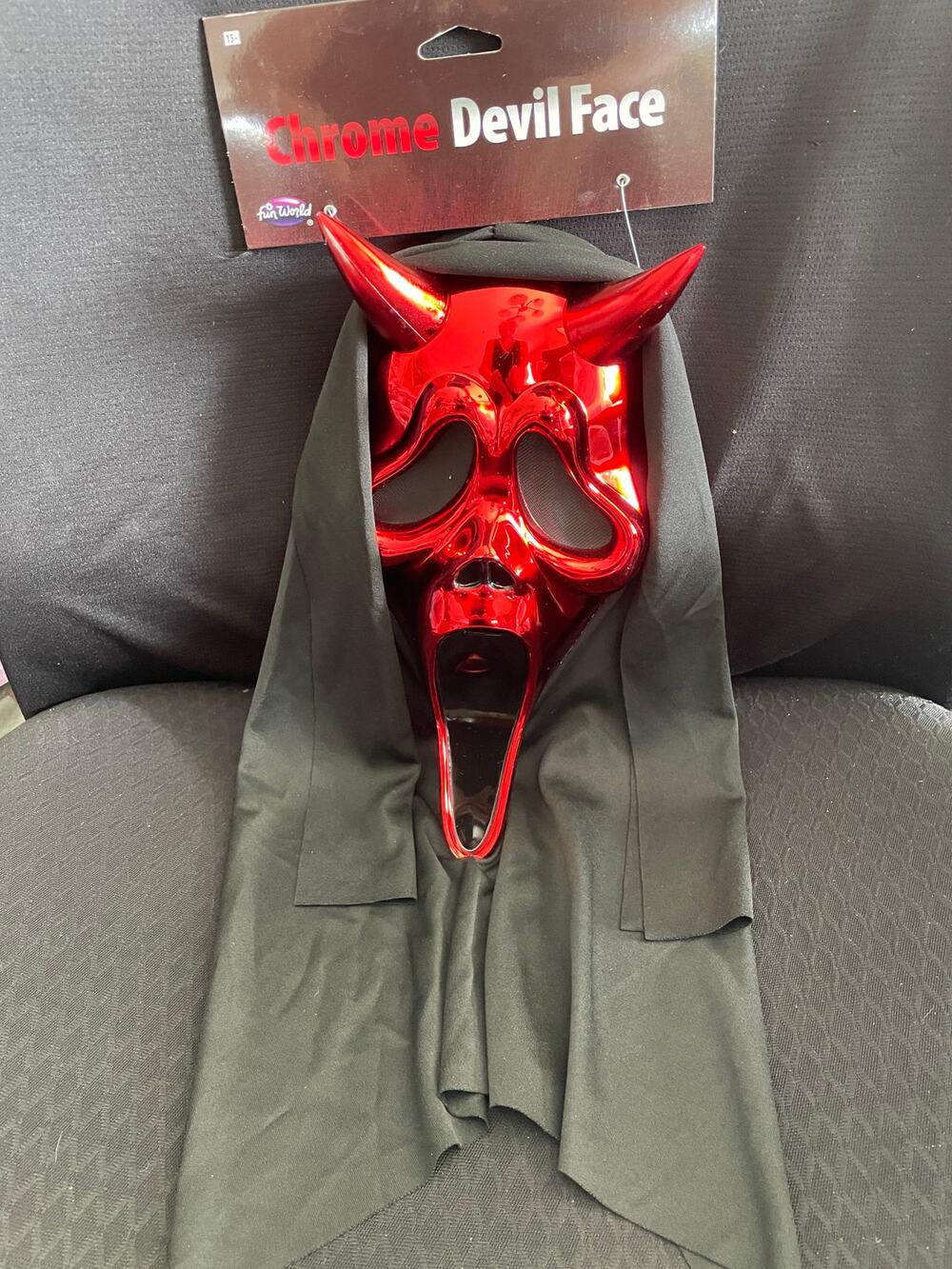 SCREAM GHOST FACE CHROME DEVIL MASK WITH HOOD COSTUME FW93826 NWT